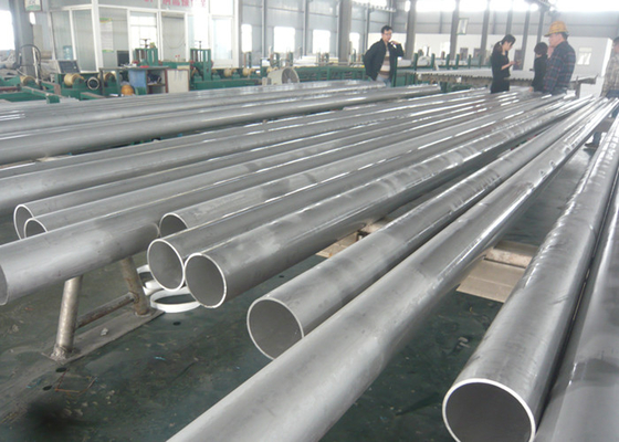 China Elevada precisão de aço inoxidável sem emenda da tubulação do costume 1.25mm para a indústria química fornecedor