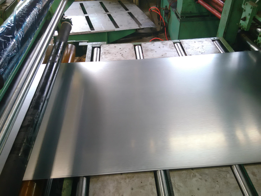 JIS ASTM AISI Q195 Q215 Q235 Material Chapa de aço galvanizado 0,5 mm 1 mm 2 mm espessura